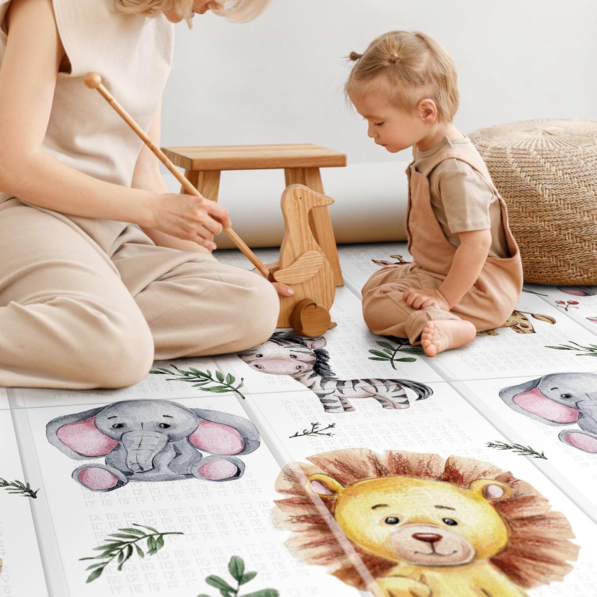 PIGLOG Baby Play Mat for Tummy Time, Foldable Safari Friends, 79 x 71 in